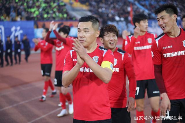 张镇麟34+7辽宁胜青岛 阿不都27分新疆胜福建