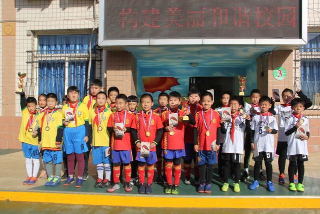 浙江6人上双力克广厦 阿不都19分新疆胜天津