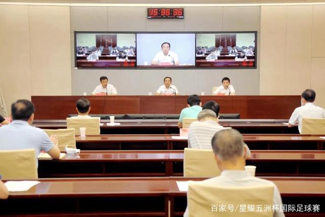 莱万：不懂2020金球为何取消 足球有关生意政治
